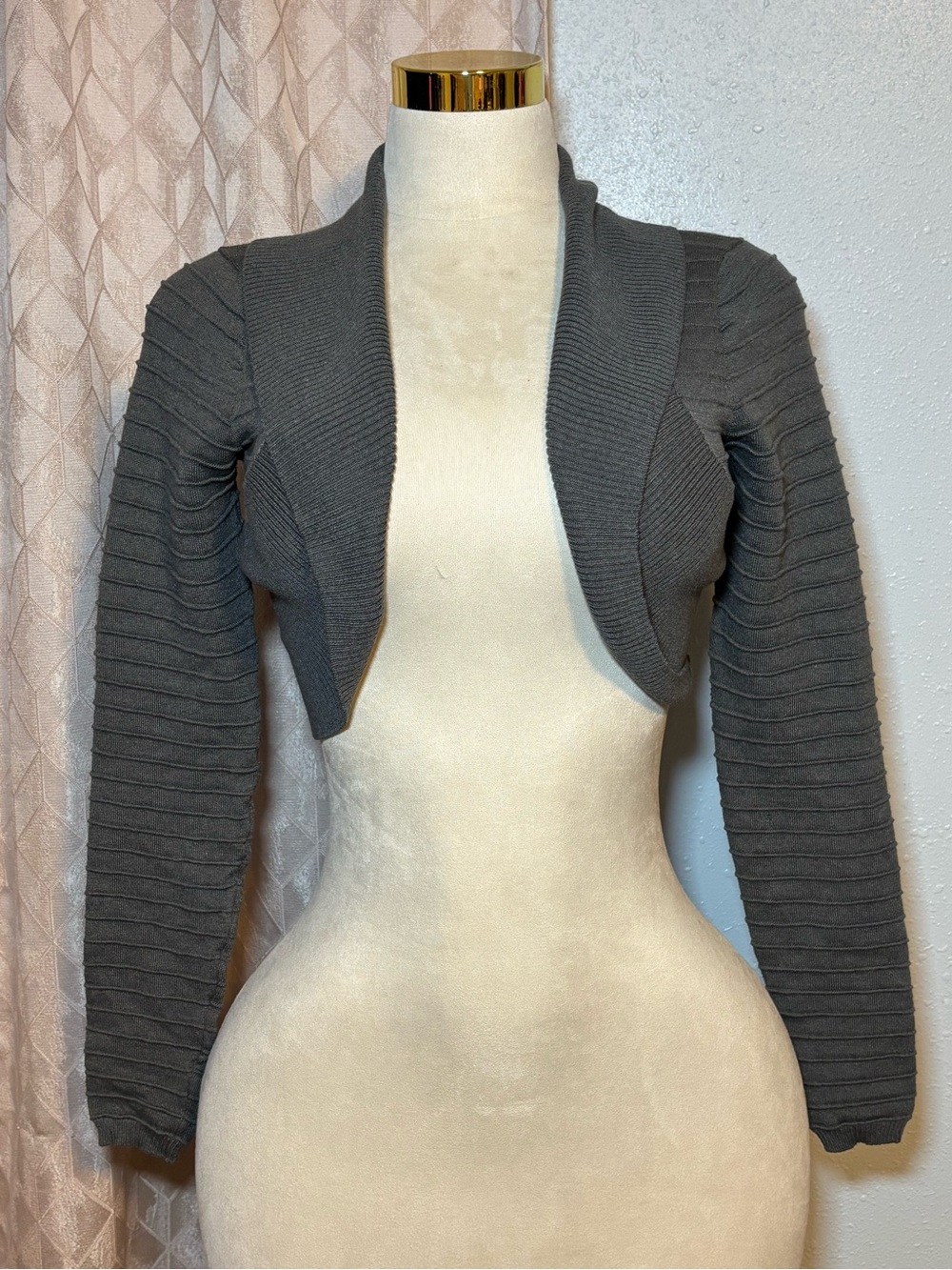 Wet Seal Dark Gray Ribbed Cropped Shrug